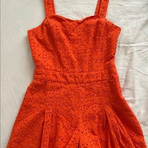 1. STATE Flower textured Short romper